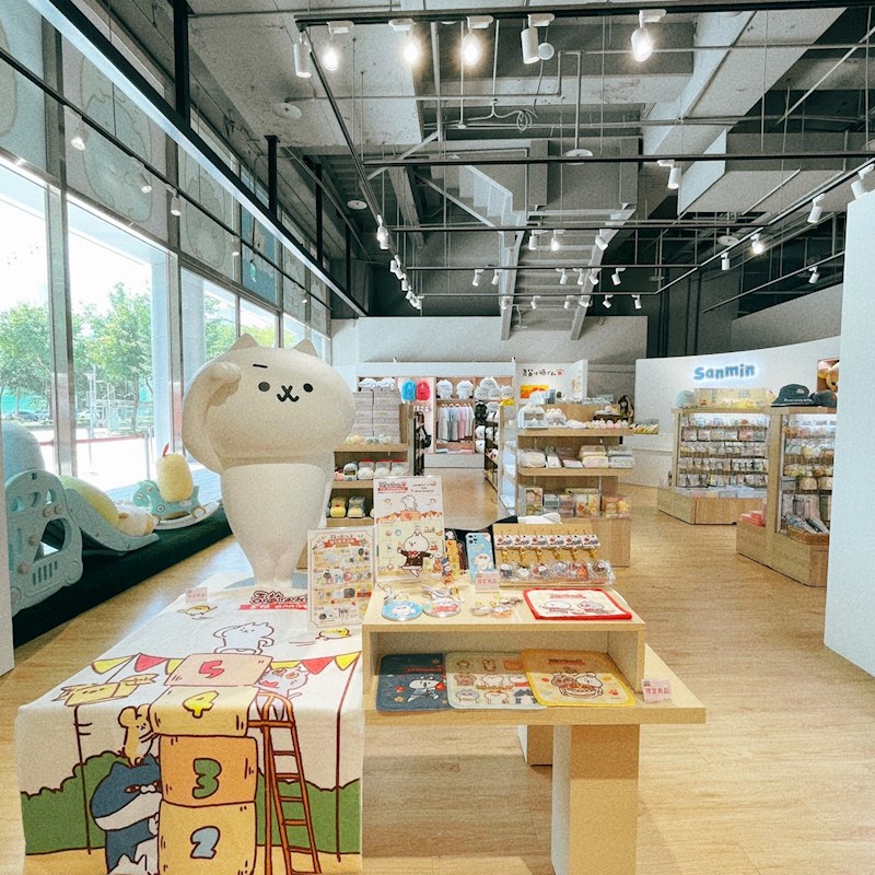 【台北】超可愛！ATT e Life多家主題店開幕，巨大史努比公仔迎賓超吸睛，週邊商品逛到失心瘋，加碼拉拉熊、角落生物主題店一次看，收進清單萌 ...